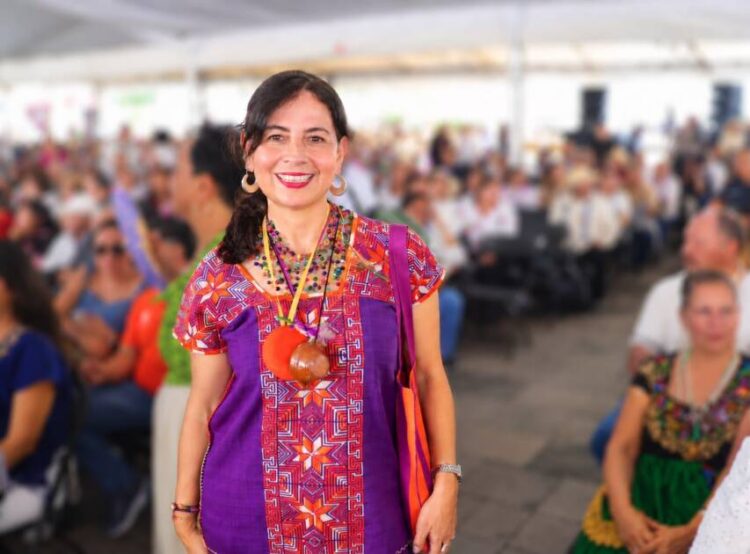 Gaby Molina reconoce compromiso de Sheinbaum con el estado