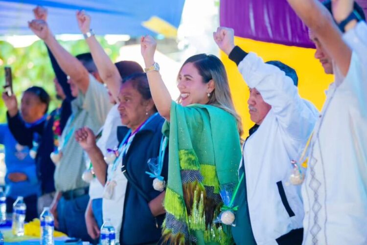Dayana Pérez Mendoza celebra el 86 aniversario de la Comunidad Indígena de Villa Escalante y la apertura de la Huatapera