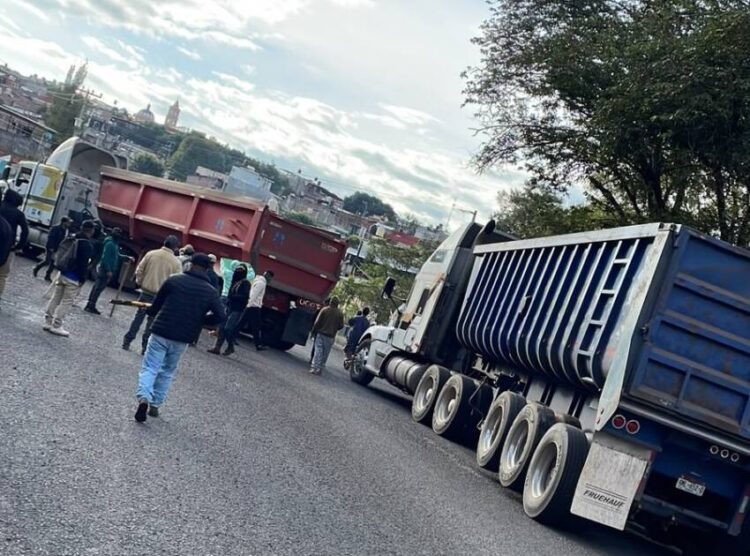 Será parcial el cierre nacional de carreteras al no coincidir SEGOB y CANACAR en el diálogo