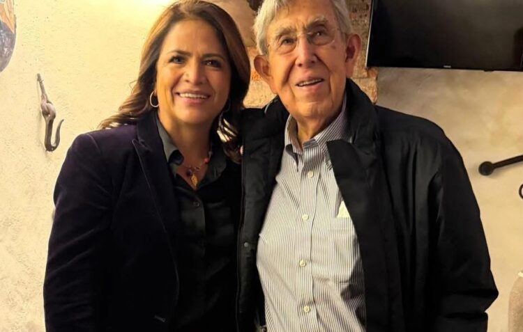 Fabiola Alanís propone inscribir con letras de oro el nombre de Cuauhtémoc Cárdenas y decretar el 28 de octubre como día de duelo estatal